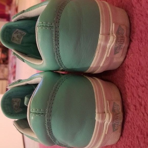 Teal Van's size 6.5 - Picture 2 of 6